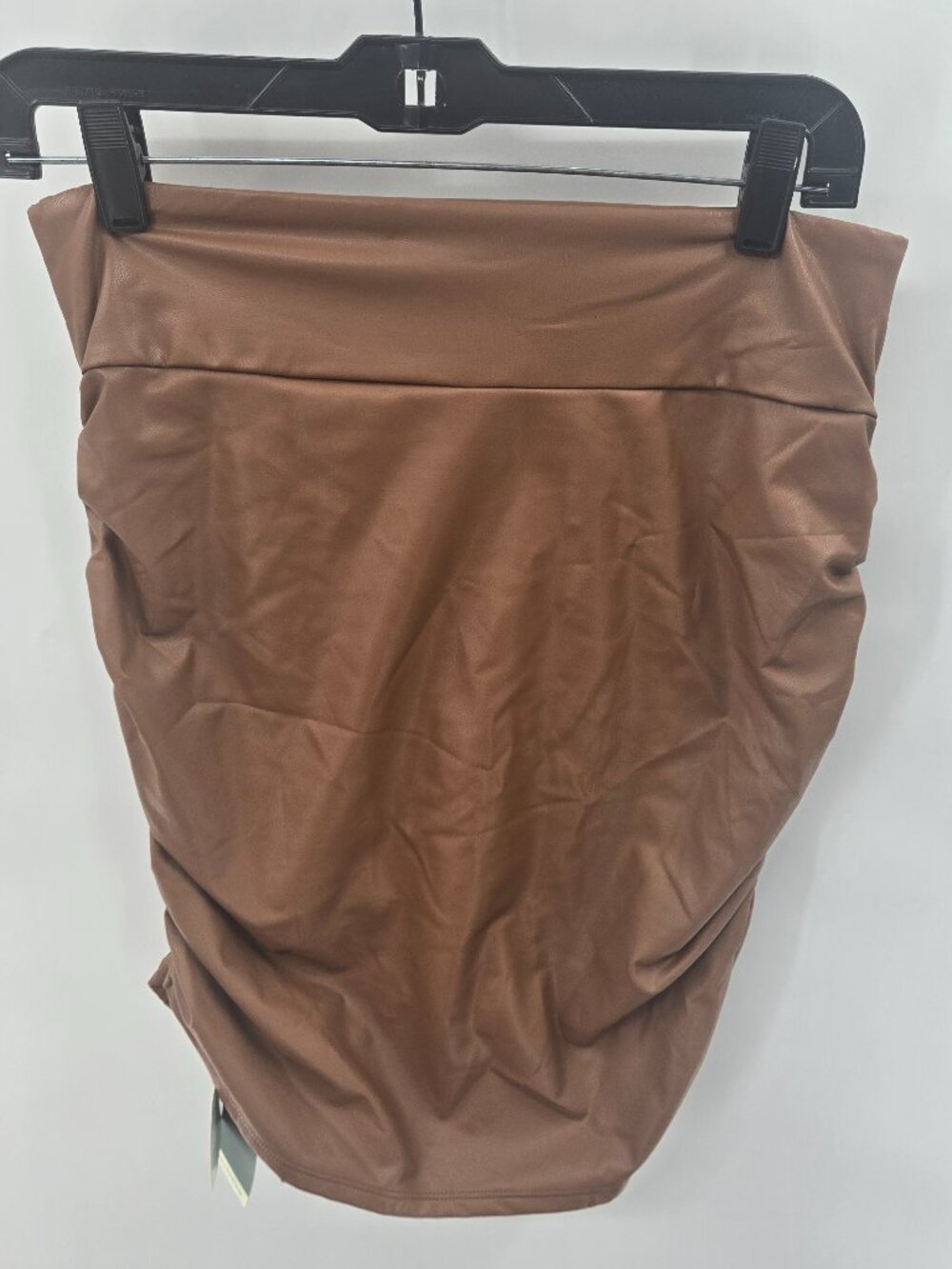 Halara High Waisted Tummy Control Ruched Curved Hem 2in1 Fleece PU Mini Skirt M